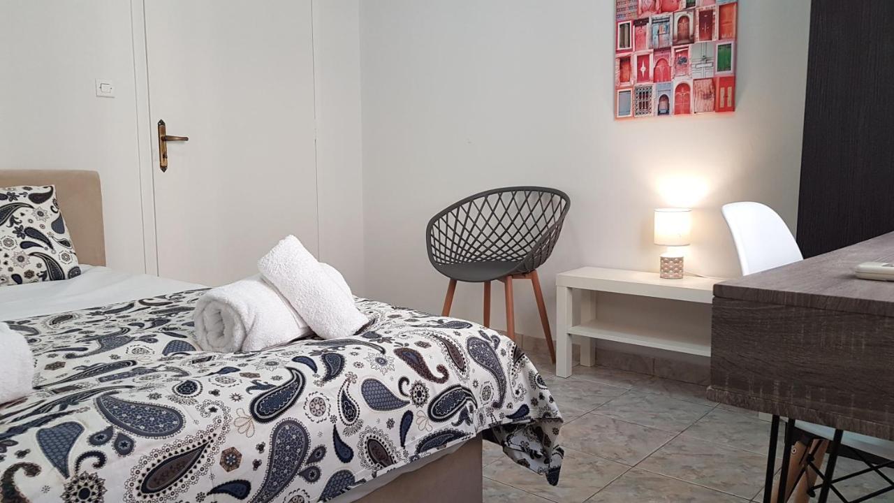 Palette Apartment Chocolate - Athens Center, 6 Bd, 3 Bath 외부 사진